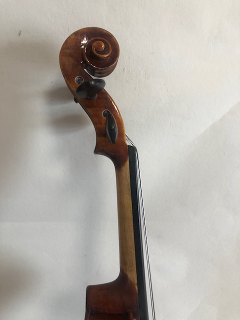 Master violin 4/4 Stradi model solid flamed maple back