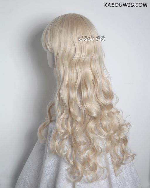 L-1 / KA006 light blonde 75cm long curly wig . Hiperlon fiber