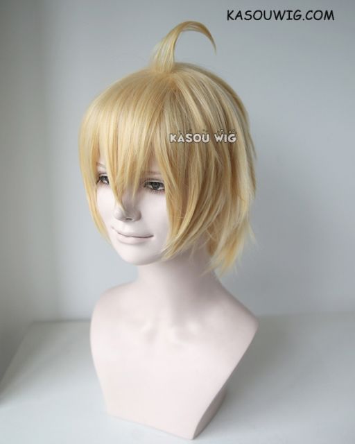 Owari no Seraph Mikaela Hyakuya light yellow blonde wig . many layers with ahoge