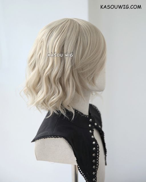 S-4 / SP02 sand blonde  loose beach waves lolita . harajuku wig with bangs .35cm .