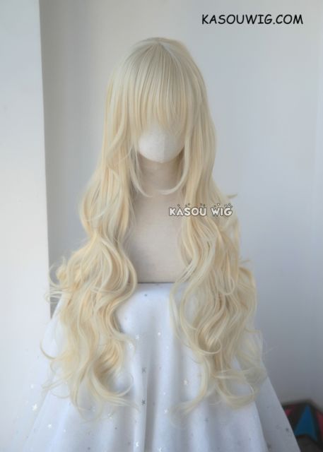 L-3 / SP17 light cream blonde long layers loose waves cosplay wig