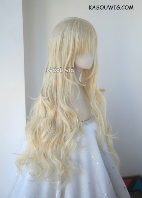 L-3 / SP17 light cream blonde long layers loose waves cosplay wig
