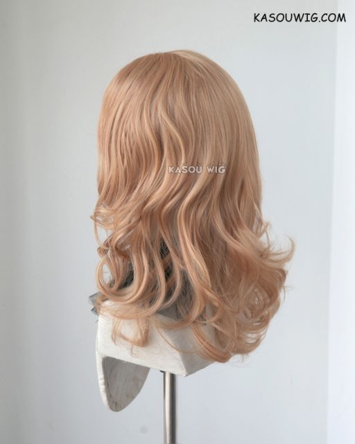 【sold out】Medium length loose wavy hair strawberry blonde wig