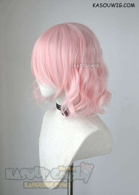 S-4 / SP34 short pale pink loose beach waves lolita . harajuku wig with bangs .35cm .