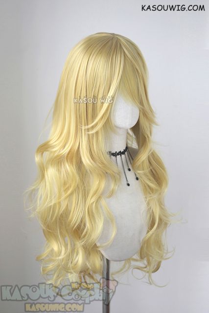 L-3 / KA010 light yellow blonde long layers loose waves cosplay wig . heat-resistant fiber