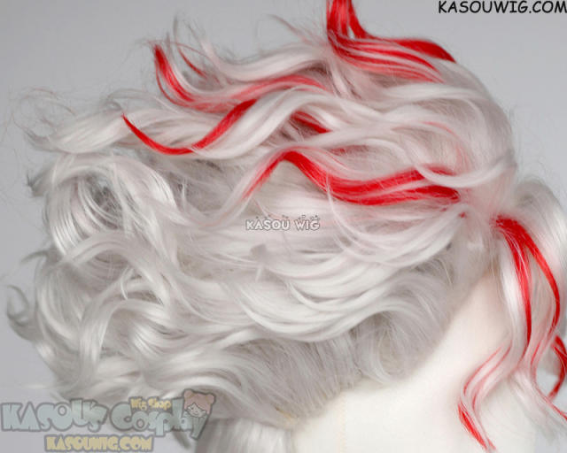 Dandadan Okarun Ken Takakura short pre-crimped wavy silver white wig with red streaks