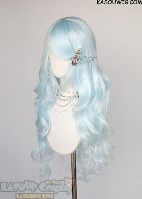 L-3 / KA045 Light Cyan long layers loose waves wig