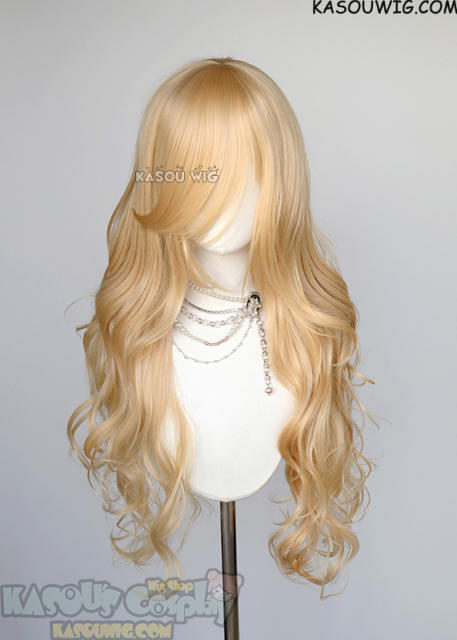 L-3 / SP23 Light Peach long layers loose waves wig