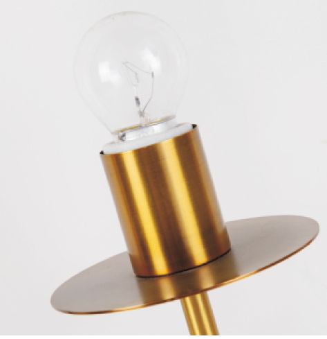 ဟိုတယ်ပရောဂျက် စားပွဲတင်မီးအိမ်၊ စားပွဲတင်မီးချောင်း ဒီဇိုင်းပုံစံ ကြေးဝါရောင်ဖြင့် အထည်အလိပ်အကာဖြင့် ခေတ်မီသည်။