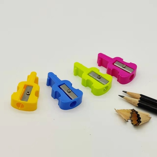 Modeling pencil sharpener；violin pencil sharpener