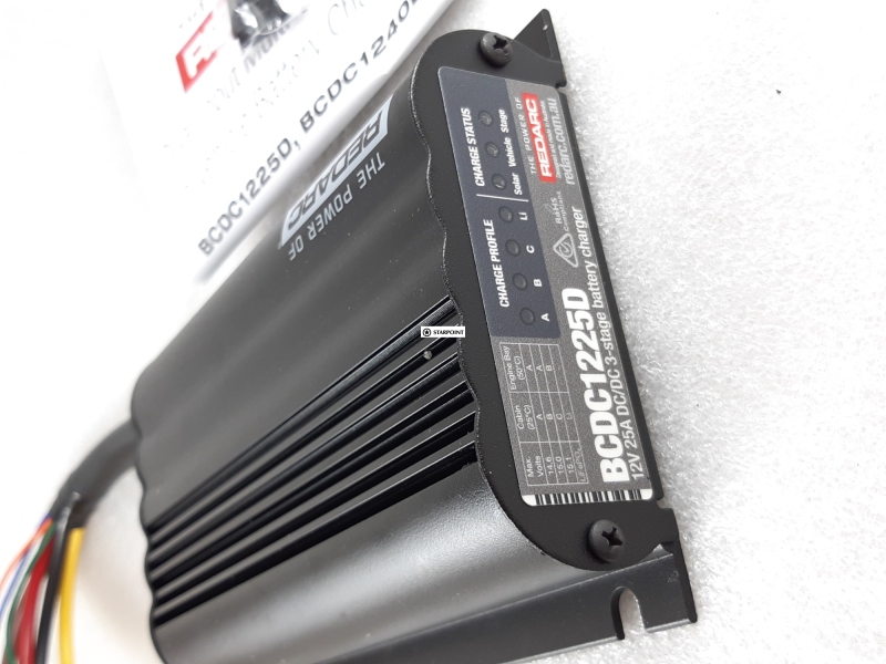 Redarc BCDC1225D Battery Charger 3 Stage 25 amp 9-32v Input 12v Output