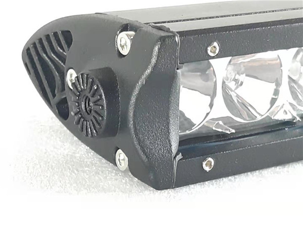 Starpoint 31 inch Single Row led Driviving Light Bar 1 Lux @ 350M +  IP67 Rating 12,000 Lumens