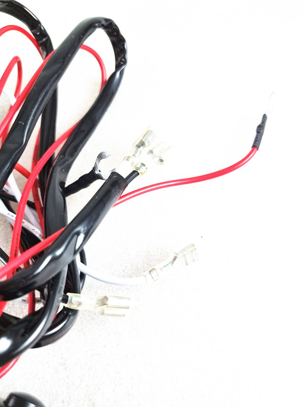 LED Wire Harness Kit , Wiring loom With Switch for Car Work Lights 12V 40A - 1 year warranty