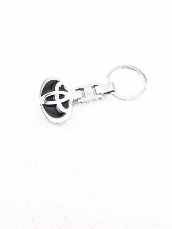 Quality Key chain Double sided  KIA, Mitsubishi, Honda, Land Rover, Nissan, Toyota, Ford, Mazda Keyring (One only)