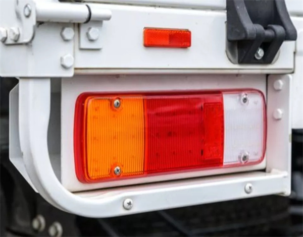 LED Tail Light To Suit Toyota LandCrusier And Hilux With Tray - ADR Approved 12v