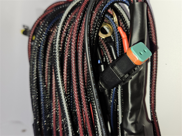 Roadvision’s LED Driving Lights Wiring Kits Wire Harness Loom Kits suit LED Light Bars or Spot Lights