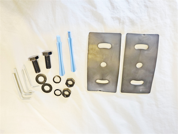 Roadvision LED Driving Light Set 9in DLE 11-32V 105W 10400lm IP68 Combo Beam + Covers Pair