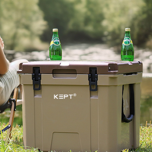 45QT rotomolded camping ice cooler box