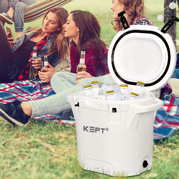 27QT Rotomolded Round Cooler – Best Ice Chest for Camping