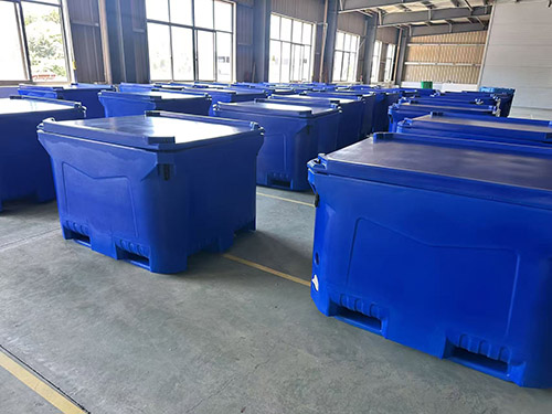 800L fish bin production photo 3