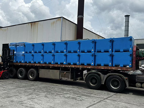 800L fish bin shipping photo