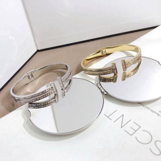 Fashion Avenue Edina on Instagram: ❗️SOLD❗️Louis Vuitton Hockenheim  bracelet. With box and dustbag. $275. • • • • • • • • • • #edina  #50thandfrance #designerresale #shopsmall #upscale