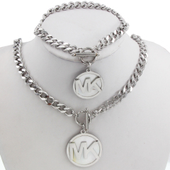 High  Quality  Fashion Stainless Steel Jewelry Set 04697