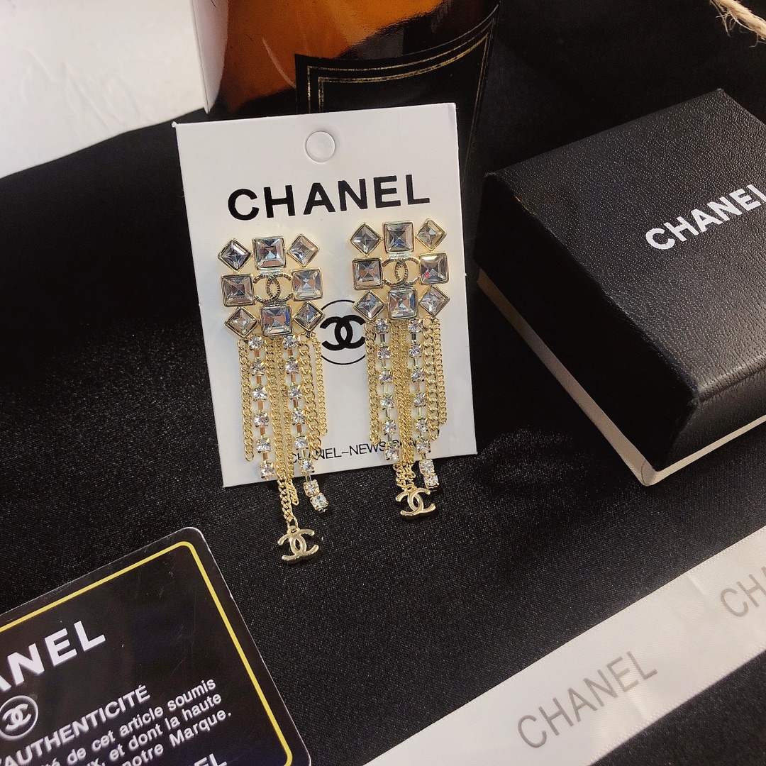 High   Quality   Fashion   Earring      01475