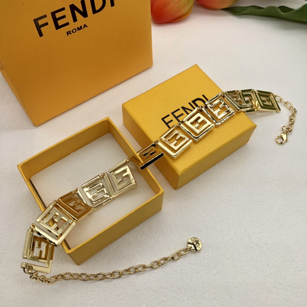 High   Quality   Fashion  Necklace   09117790