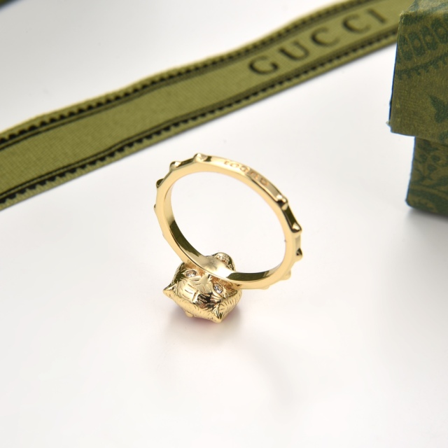 High   Quality   Fashion  Ring     09118049