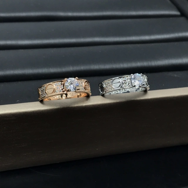 High Quality Fashion Ring 0700879