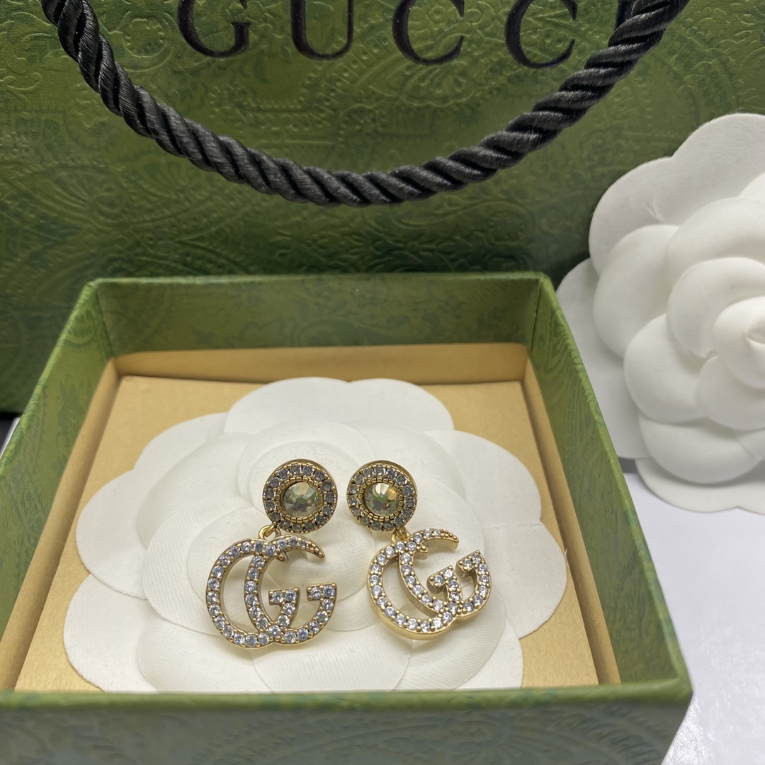 High   Quality   Fashion    Earring    07118317