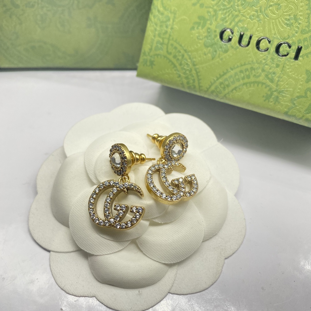 High   Quality   Fashion    Earring    07118317