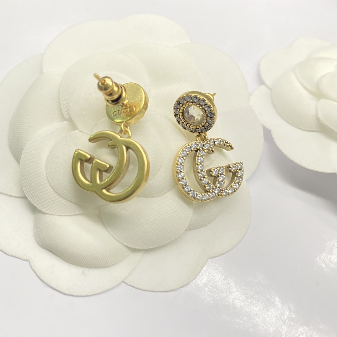 High   Quality   Fashion    Earring    07118317