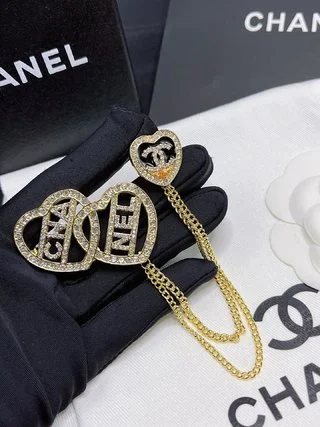 High   Quality   Fashion    Brooch    01151