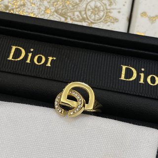 High   Quality  Fashion    Ring    07121619