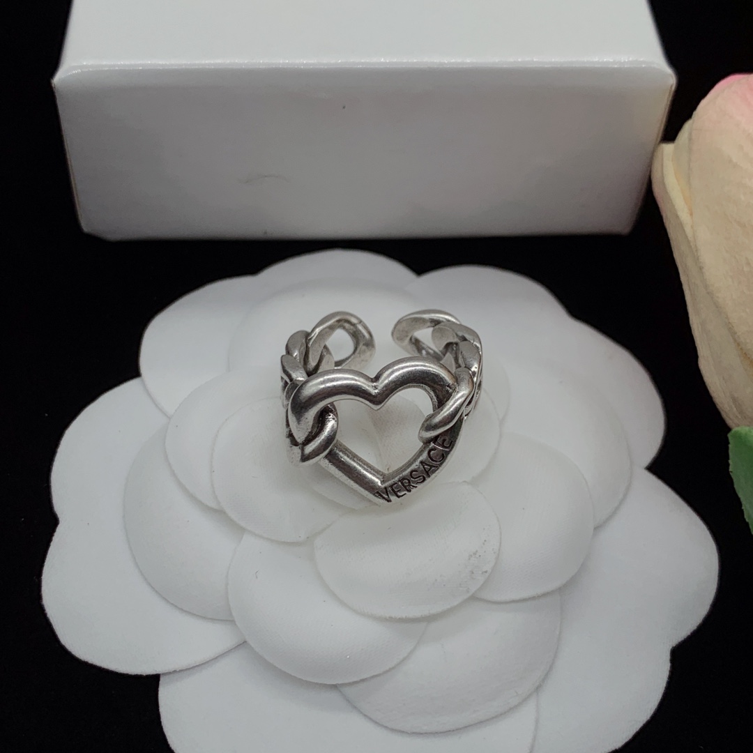 High   Quality  Fashion    Ring    07122439