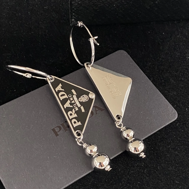 High   Quality  Fashion   Earring    09155530