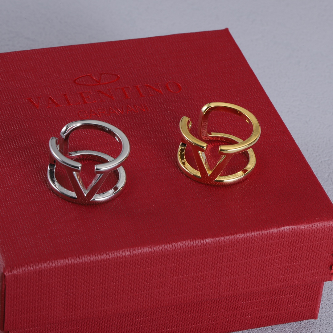 High   Quality  Fashion   Ring    07137010