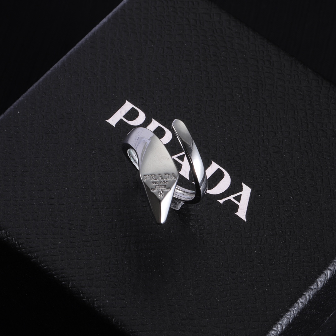 High   Quality  Fashion   Ring  07137022