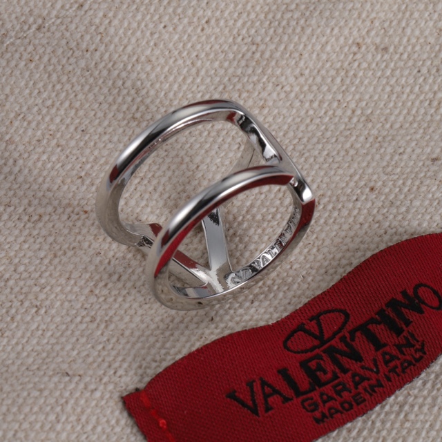 High   Quality  Fashion   Ring    07137010