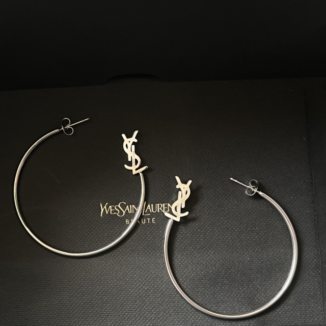 High   Quality   Fashion    Earring   01858