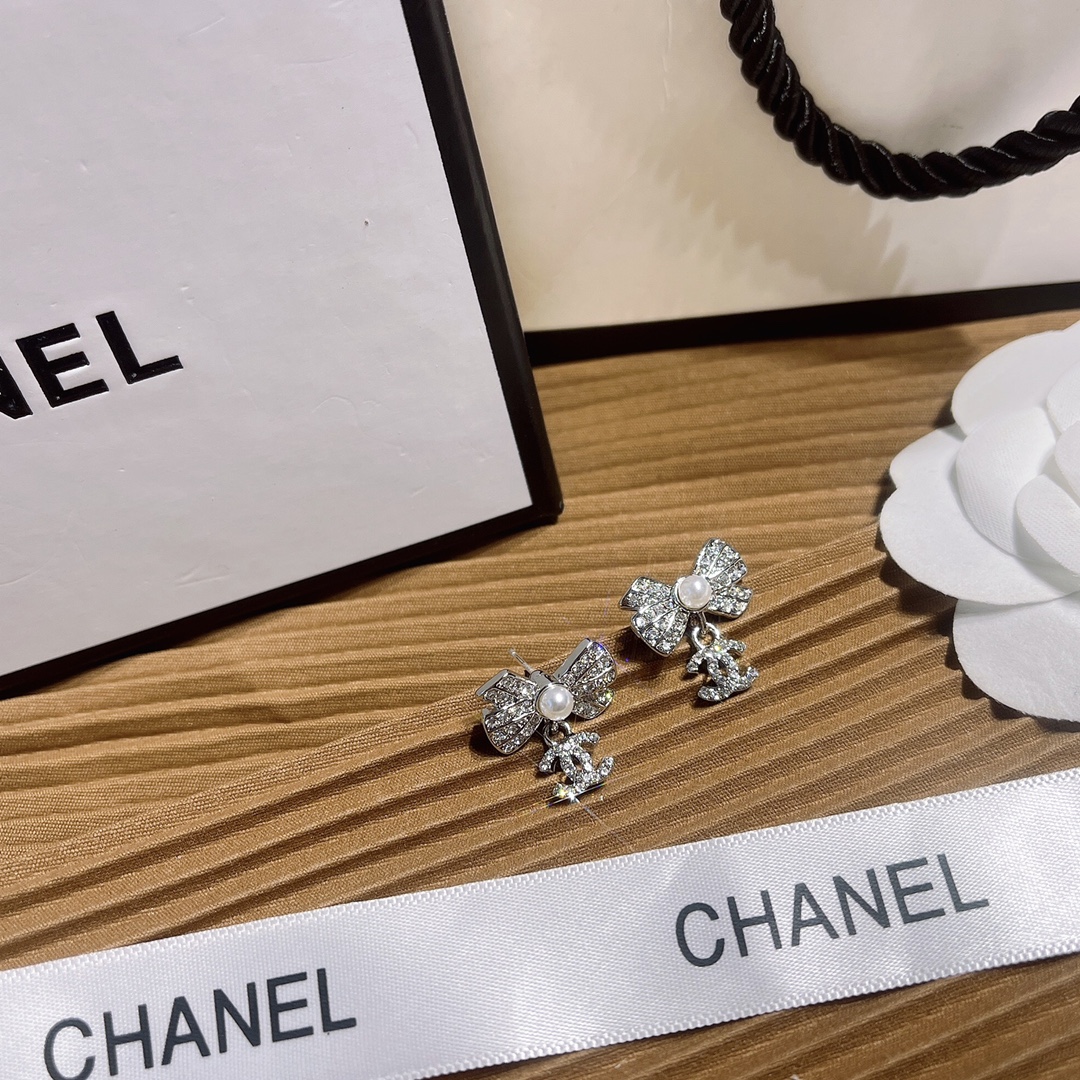 High   Quality   Fashion    Earring   01721
