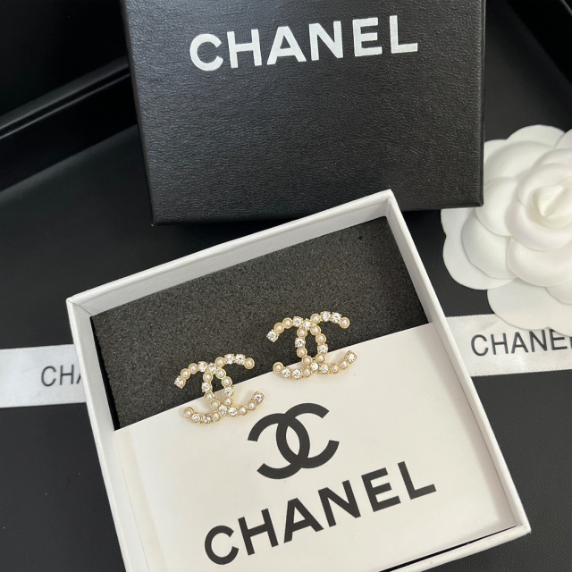 High   Quality   Fashion    Earring   01975