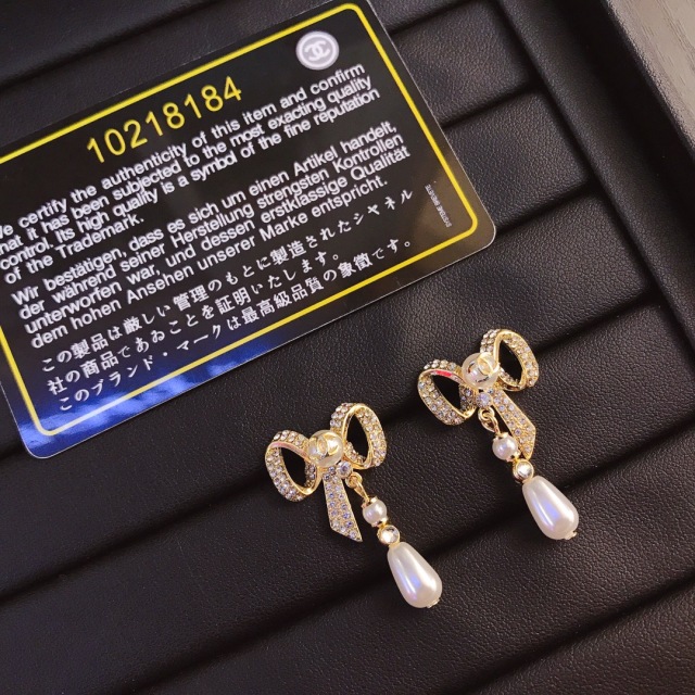 High   Quality   Fashion    Earring   01173