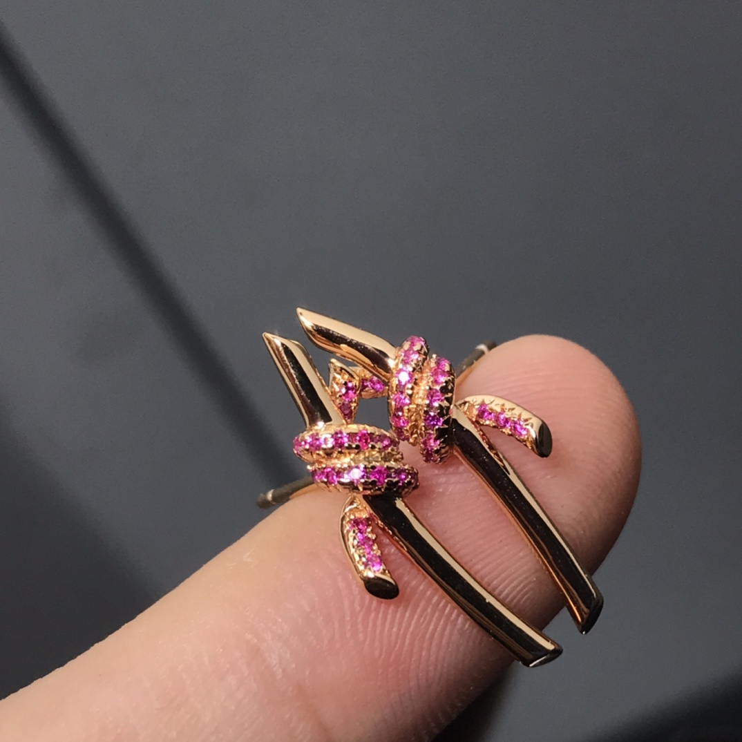 High   Quality  Fashion   Earring   03129870