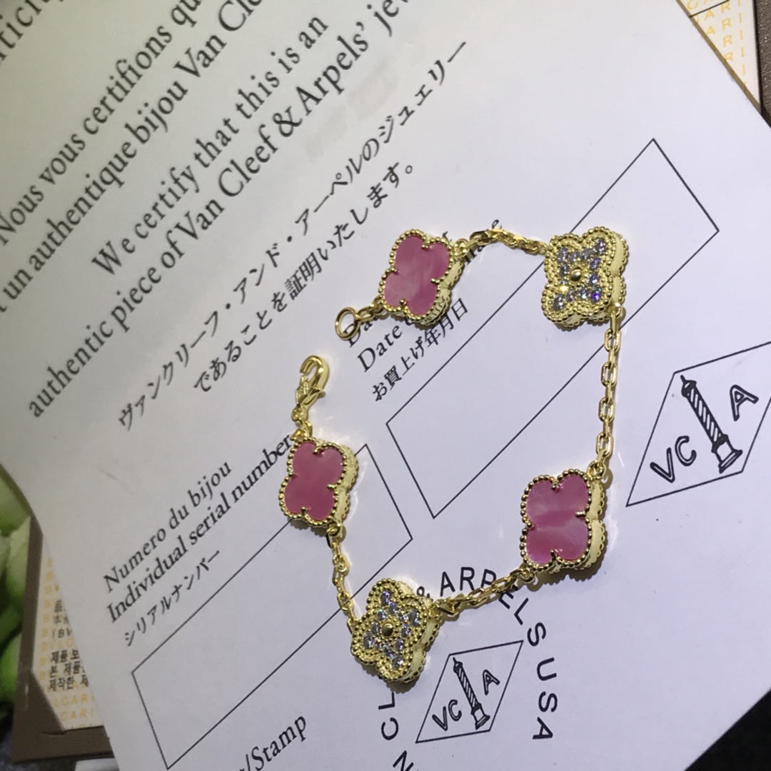 High   Quality  Fashion   Bracelet      03102081