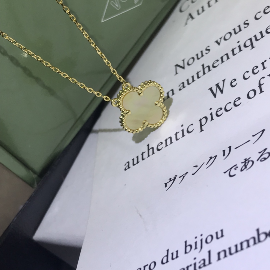 High   Quality  Fashion   Necklace   03102084
