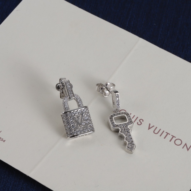 High   Quality  Fashion   Earring  07137266
