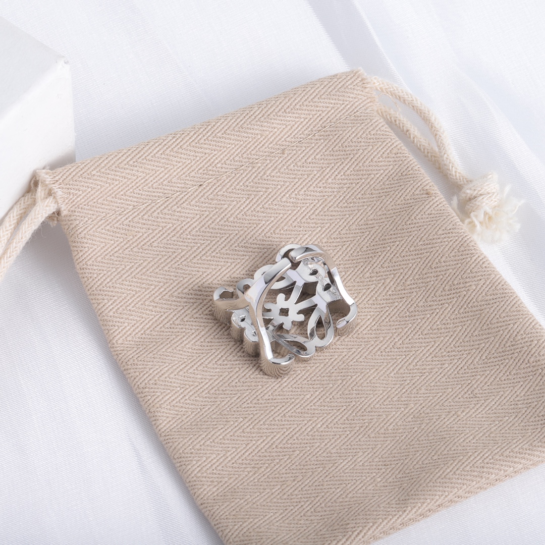 High   Quality  Fashion   Ring  07120259